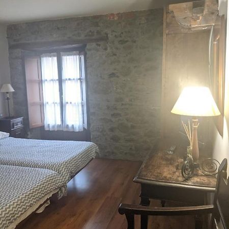 Hotel La Plaza Proaza Luaran gambar