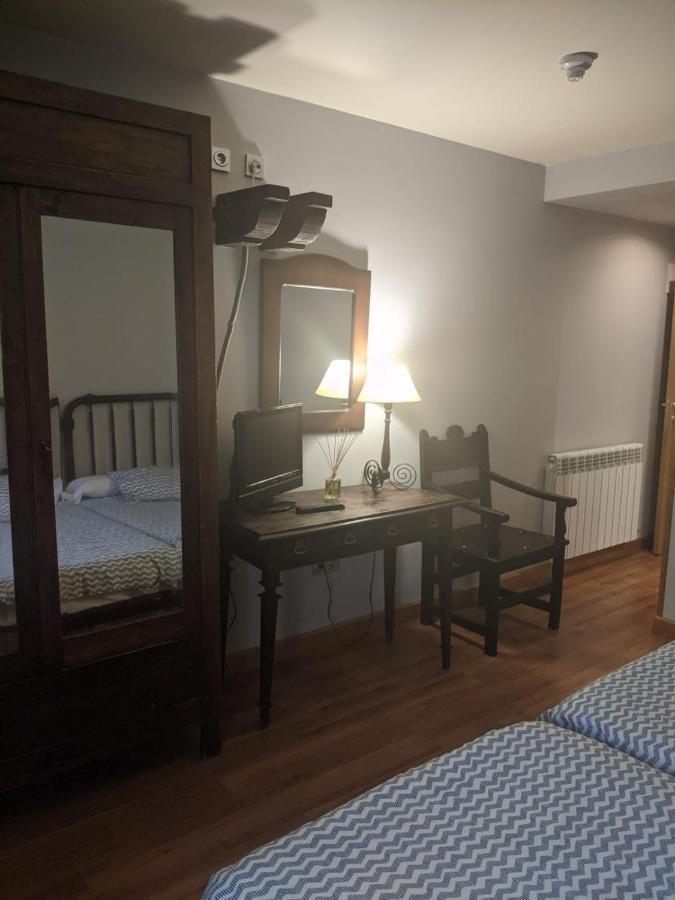 Hotel La Plaza Proaza Luaran gambar