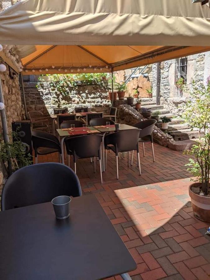 Hotel La Plaza Proaza Luaran gambar