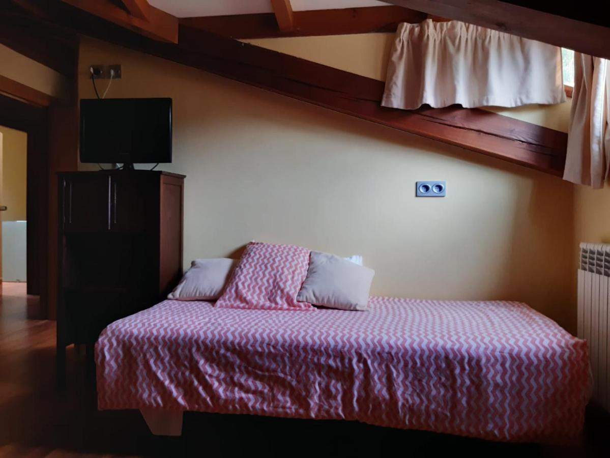 Hotel La Plaza Proaza Luaran gambar